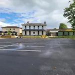 The Oakwood Hotel By Roomsbooked