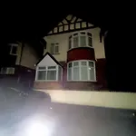 4 Bedroom House Near Gloucester City Centre With Driveway - Ideal For Contractors