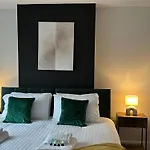 3 Bed Chill Glouc Free Parking
