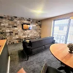 Friary House Serviced Apartments By Roomsbooked - 24Hr Reception