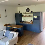 1 Bed River Apartment On The Docks
