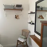 1 Bed River Apartment On The Docks