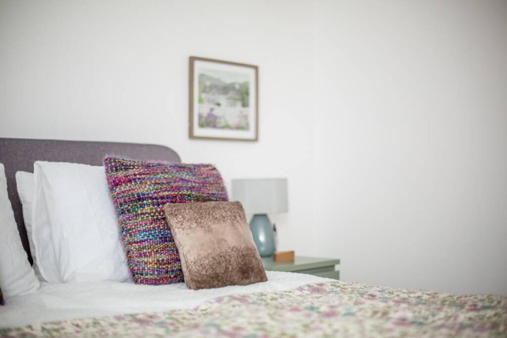Apartment Quiet Close To Quays/docks