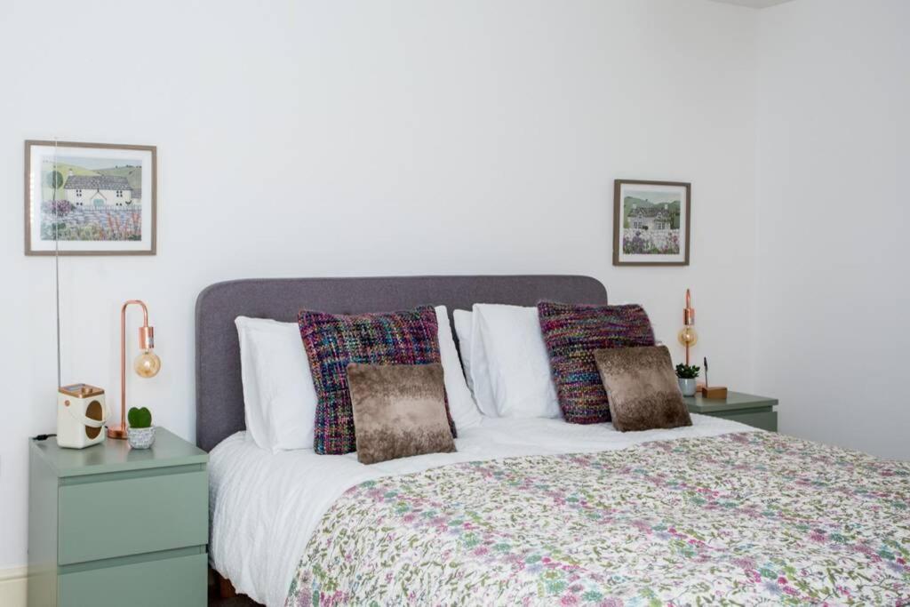 Quiet Close To Quays/docks Apartment Gloucester