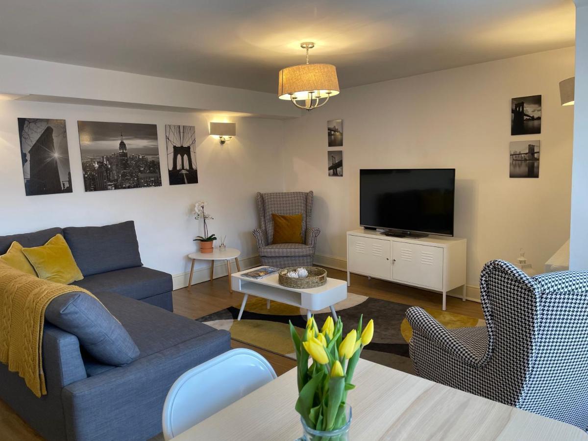 Fresh Close To Quays/docks *