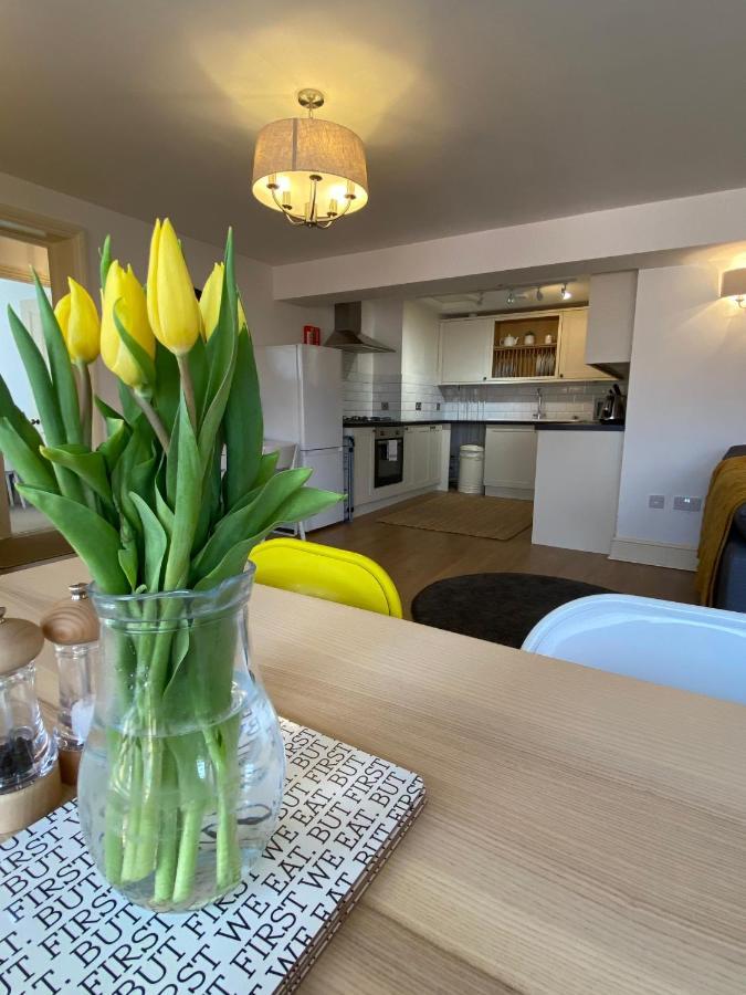Fresh Close To Quays/docks Gloucester
