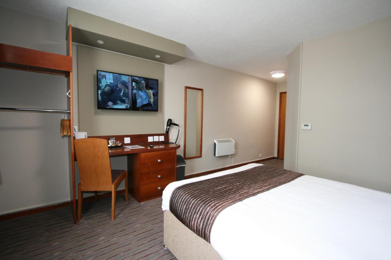 The Oakwood By Roomsbooked Hotel Gloucester