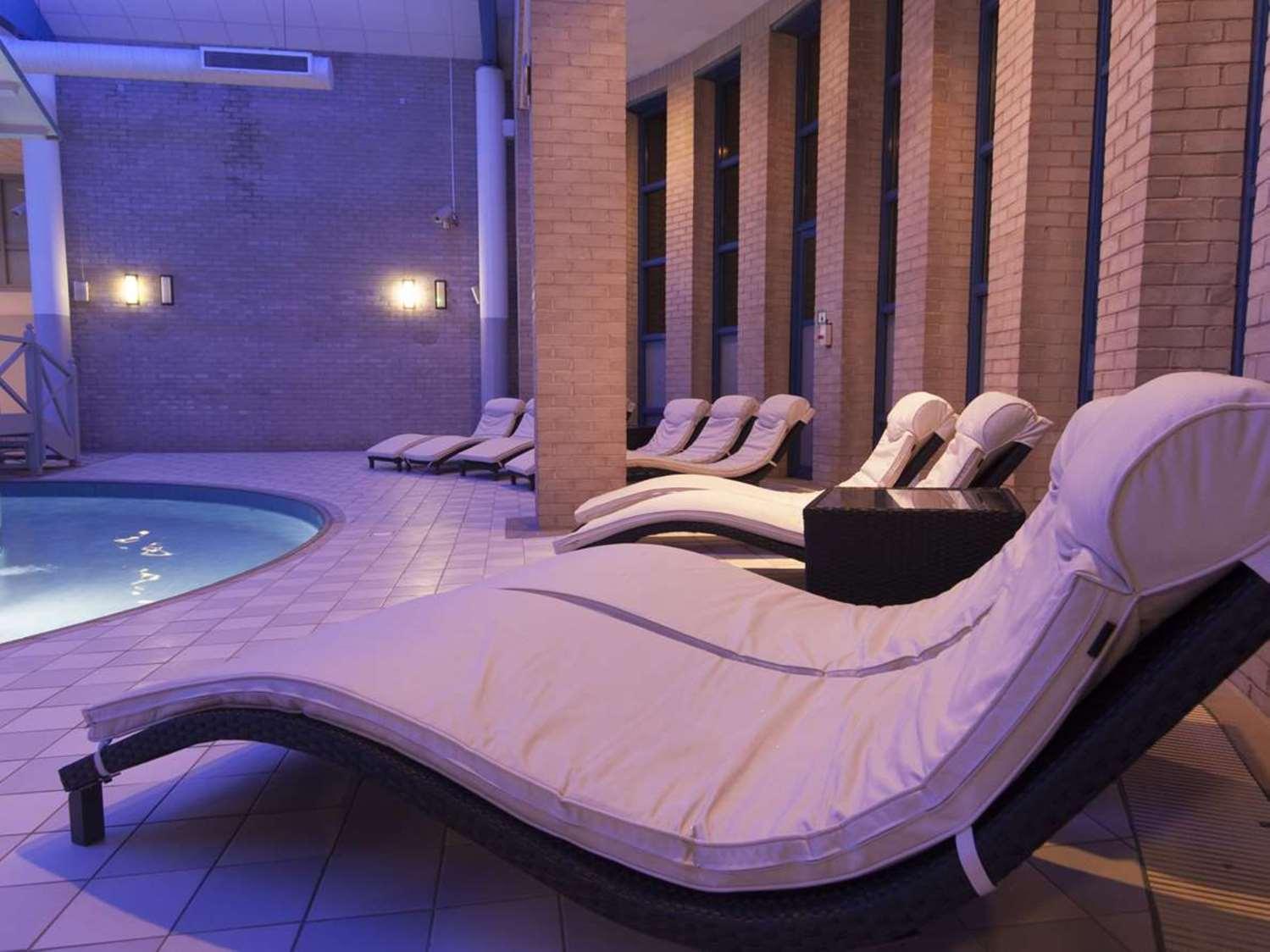 Robinswood Hotel, Bw Signature Collection 4*
