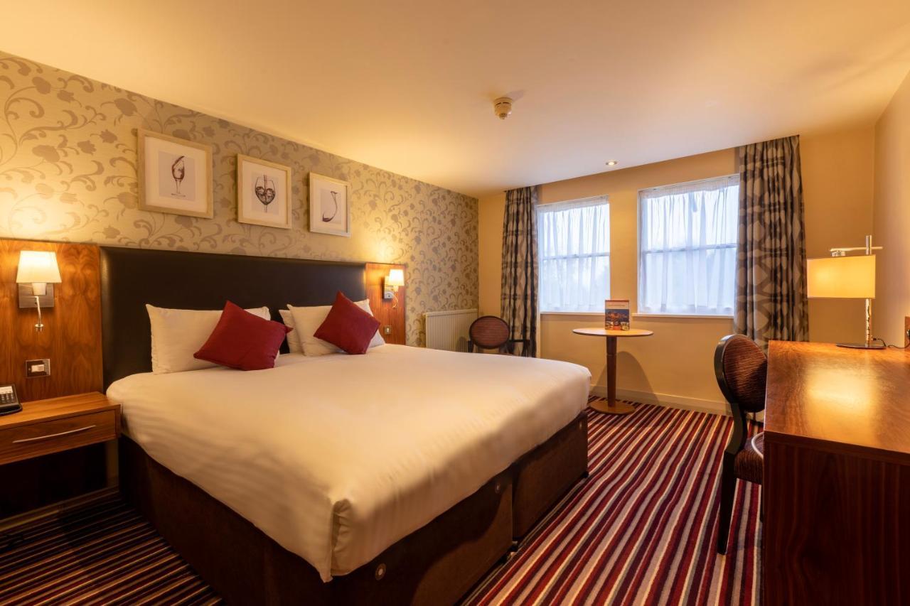 Robinswood Hotel, Bw Signature Collection 4*