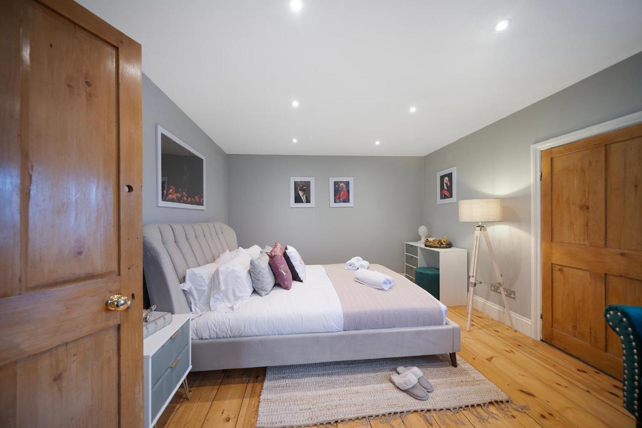 4 Bedroom With Garden, Game Room, Parking- Esho
