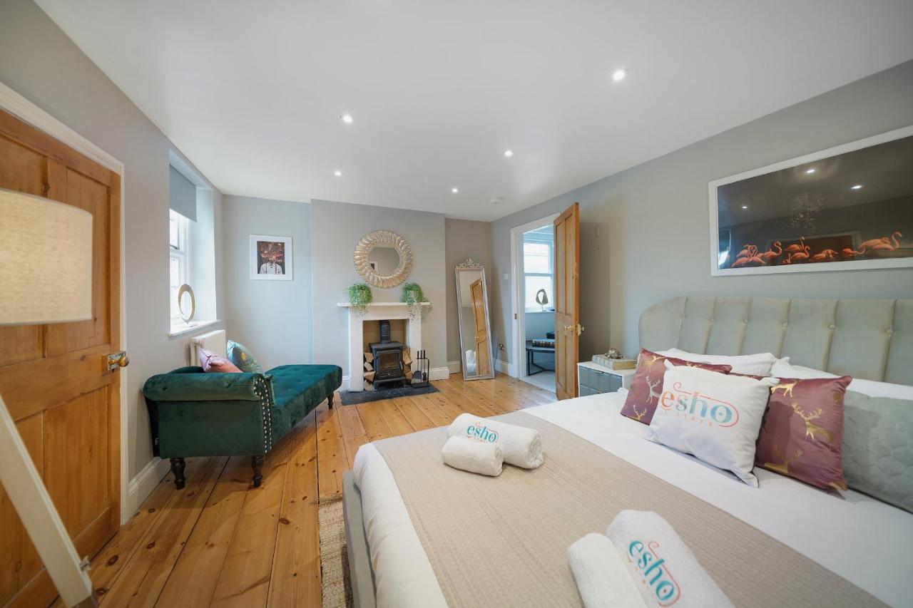 4 Bedroom With Garden, Game Room, Parking- Esho * Gloucester