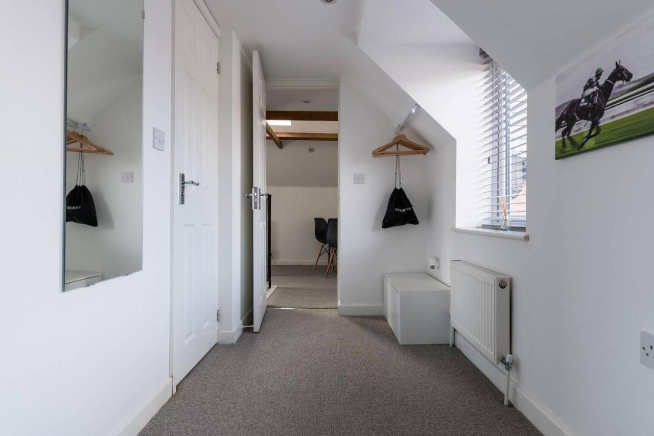 Beautiful Coach House * Gloucester