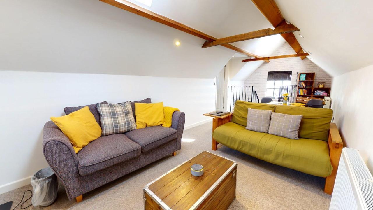 Holiday home Beautiful Coach House Gloucester