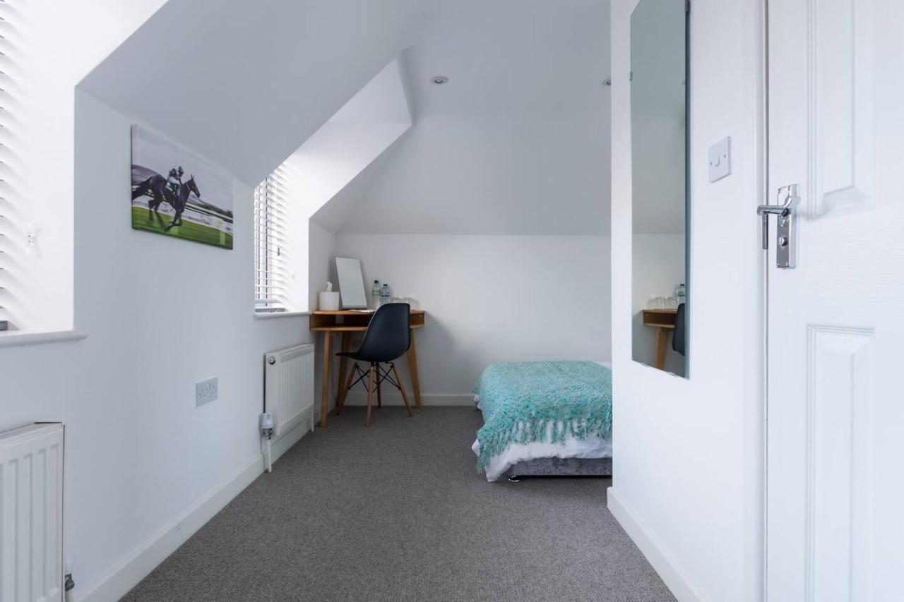 Beautiful Coach House Gloucester