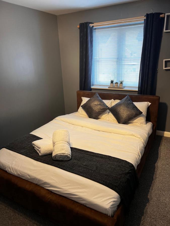 Vrlproperties. Apartment Gloucester