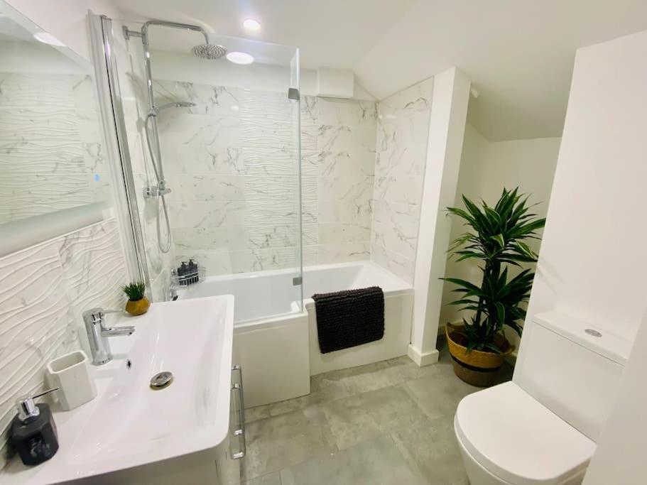 Penthouse - Contractors Professionals Apartment *