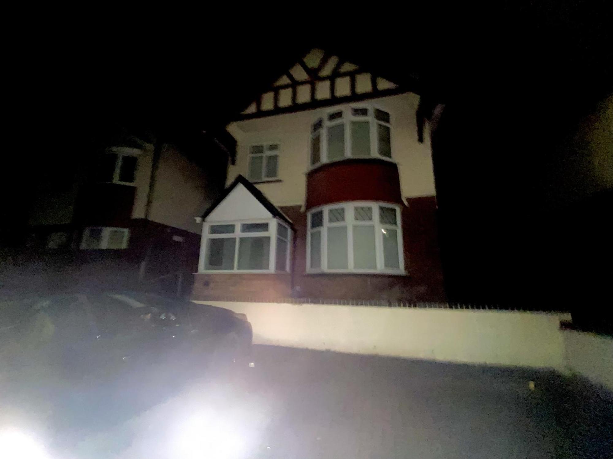Holiday home 4 Bedroom House Near City Centre With Driveway - Ideal For Contractors Gloucester