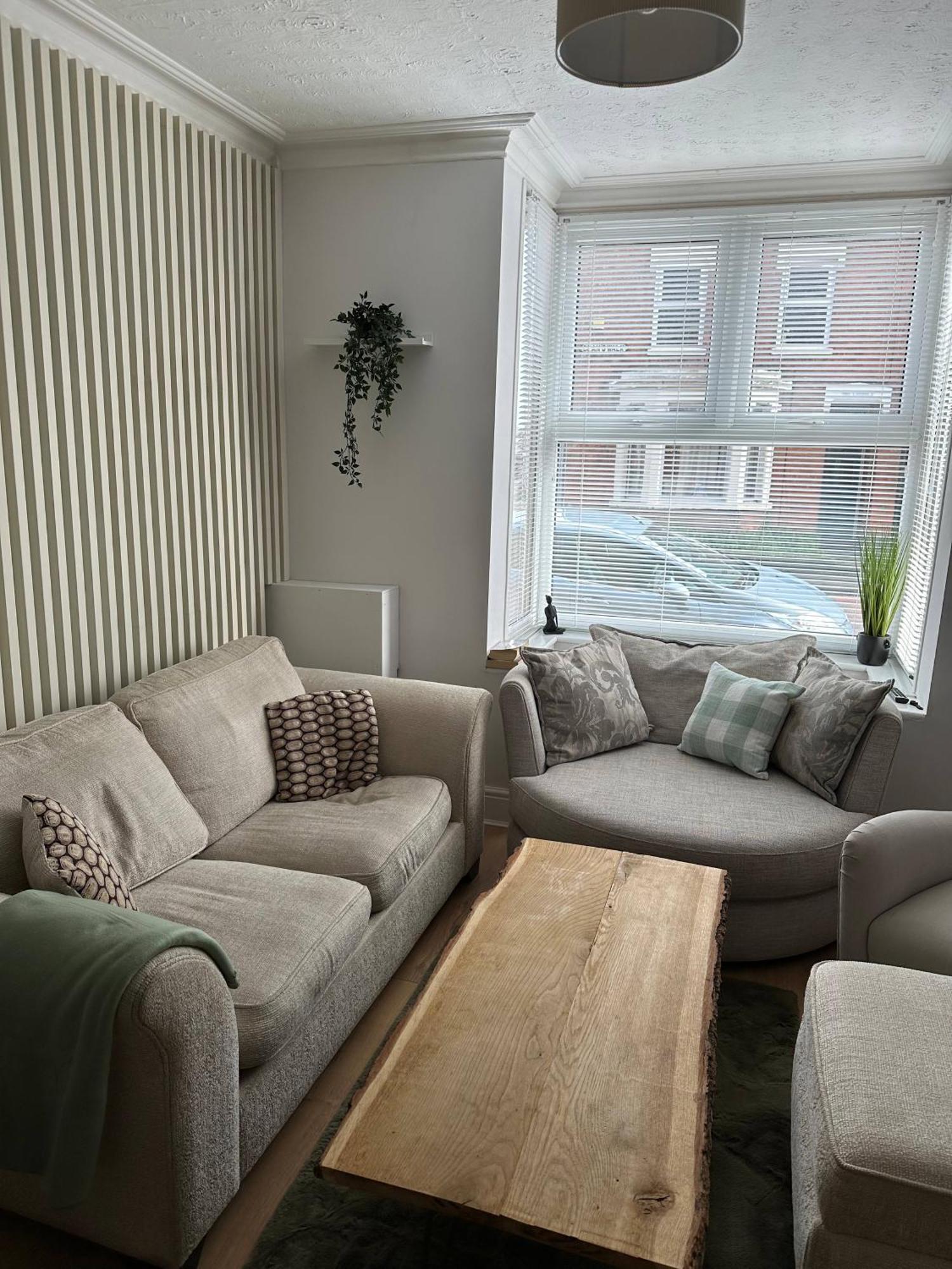 3 Bed Chill Glouc Free Parking Holiday home