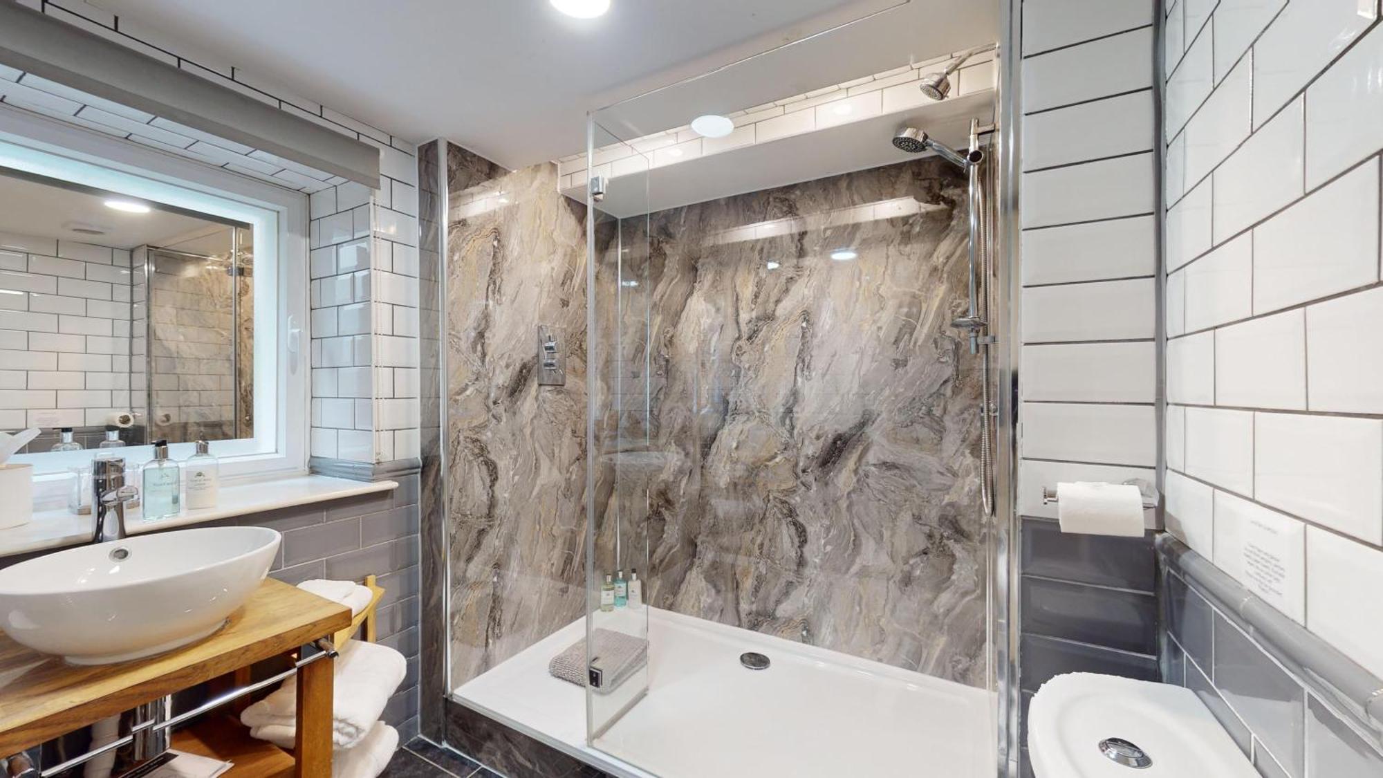 Beautiful Georgian Duplex Apartamento Gloucester