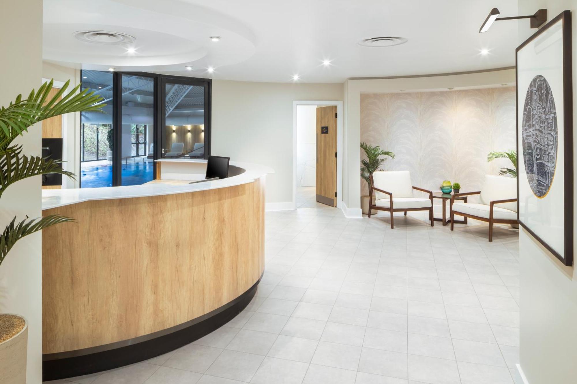 - Cheltenham By Ihg 4* Gloucester