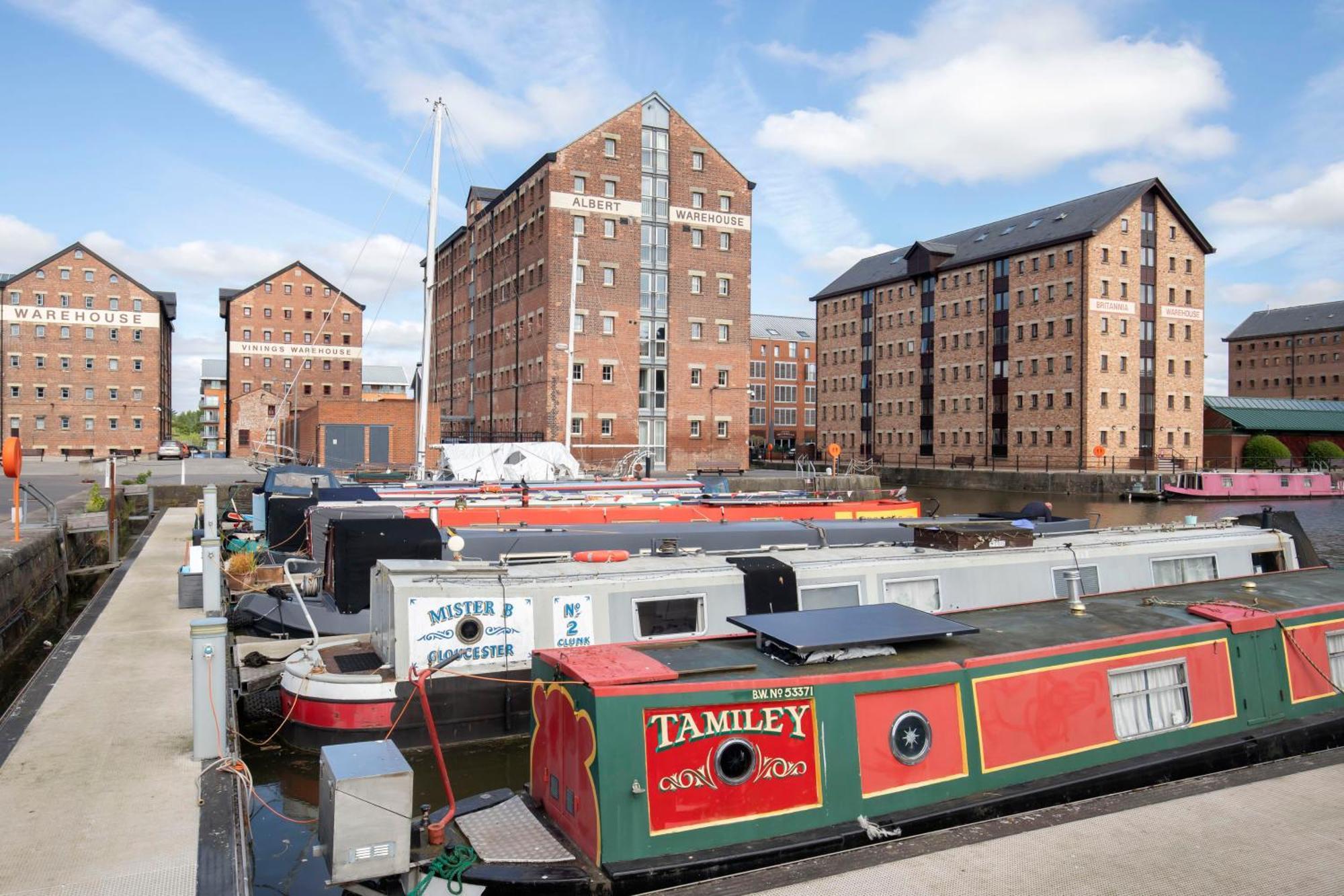 Modern In Historic Quays Gloucester