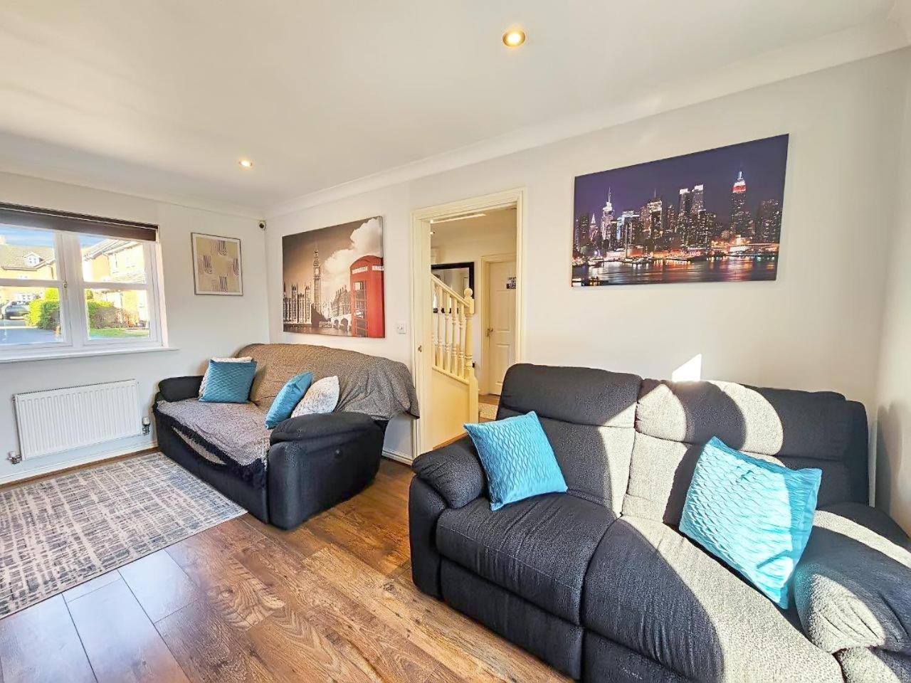 Boughton 3 Bed Semi By Fortuna Holiday home