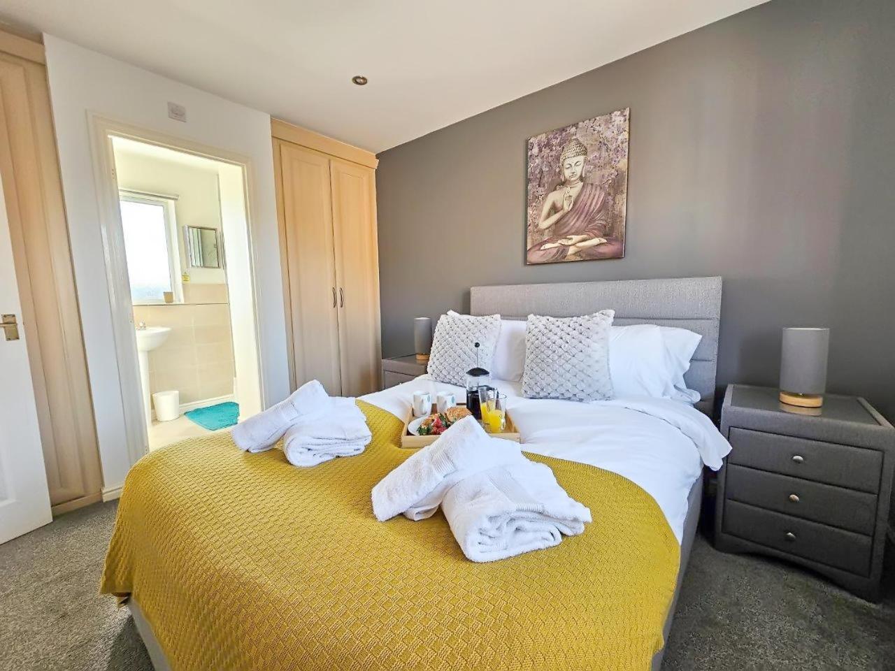 Holiday home Boughton 3 Bed Semi By Fortuna
