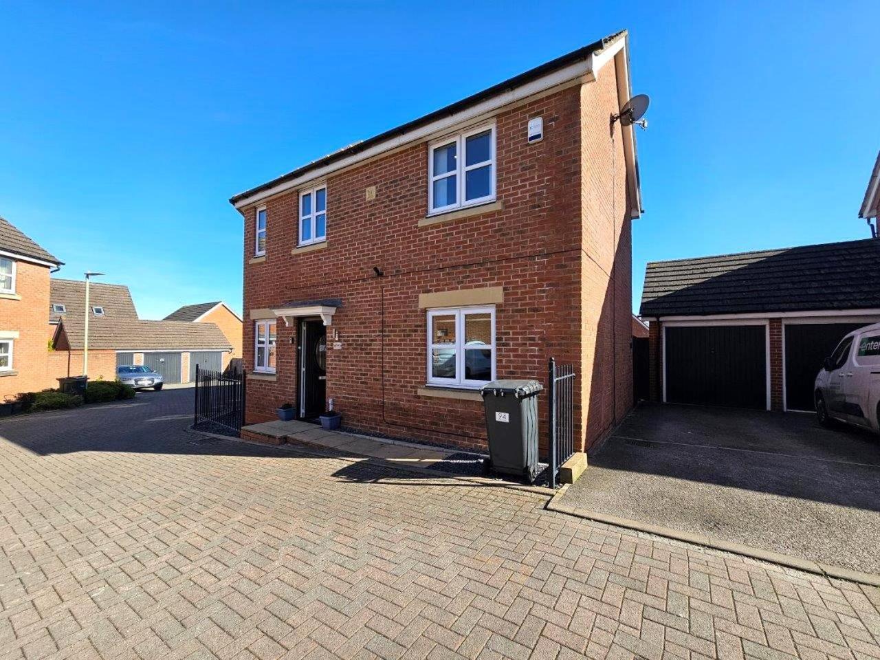Boughton 3 Bed Semi By Fortuna Holiday home