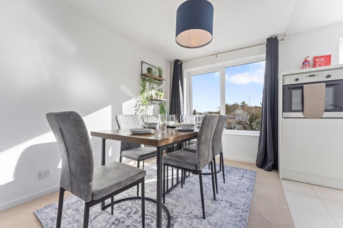 Cosy,gloucester!contractor,discounts,parkingwifi * Gloucester