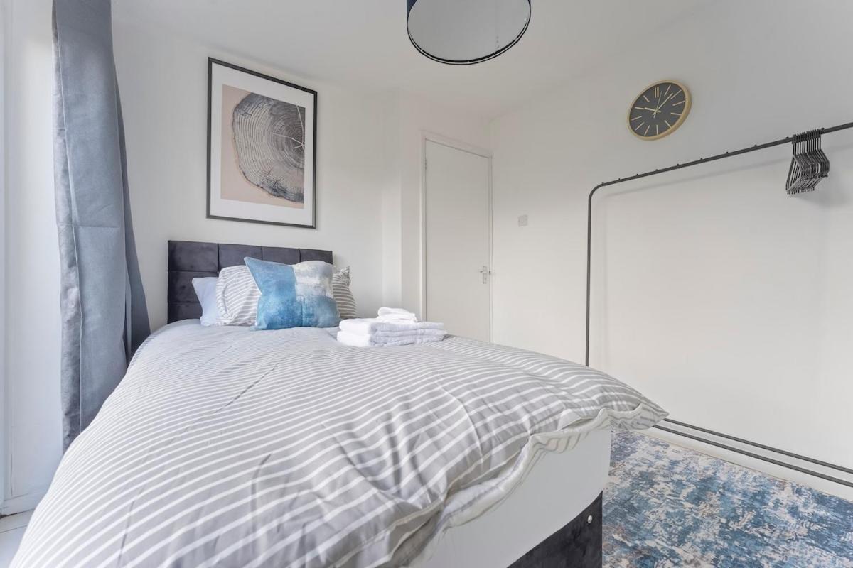 Cosy,gloucester!contractor,discounts,parkingwifi Holiday home Gloucester