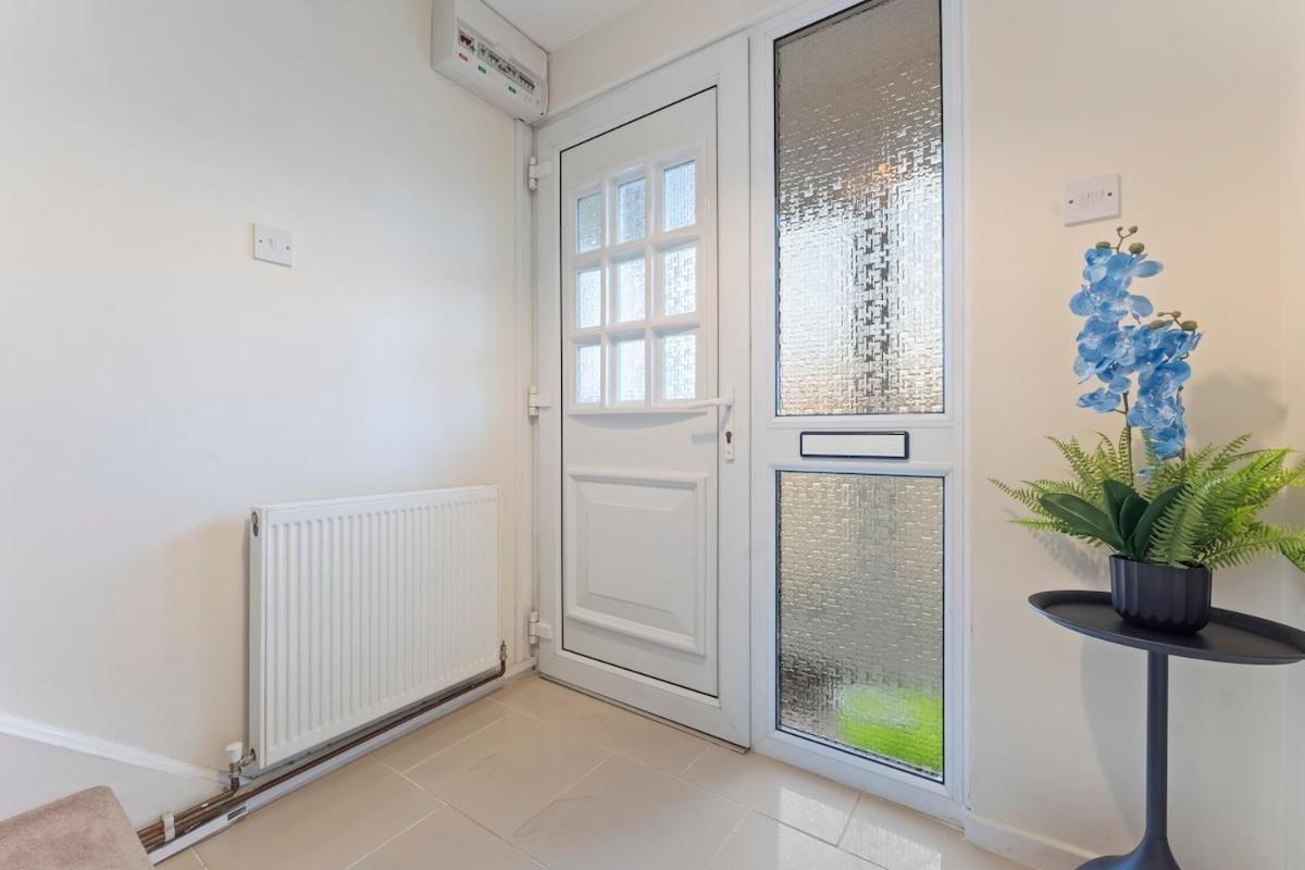 Cosy,gloucester!contractor,discounts,parkingwifi Holiday home *