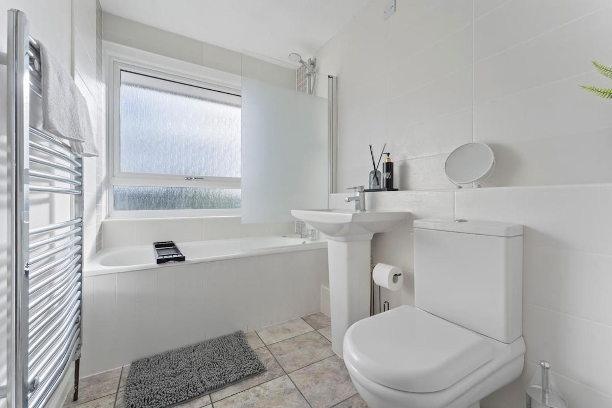 Cosy,gloucester!contractor,discounts,parkingwifi Holiday home Gloucester