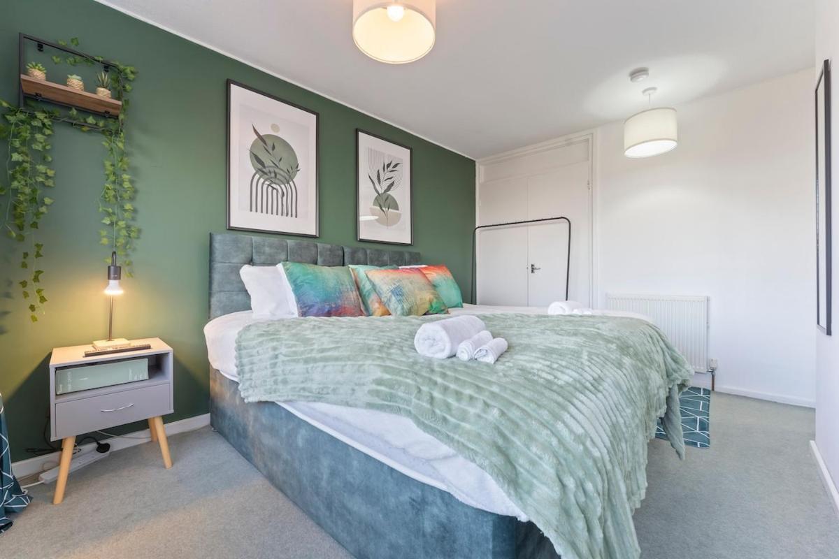 Cosy,gloucester!contractor,discounts,parkingwifi * Gloucester