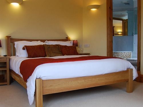 The Mooring Post Bed & Breakfast 4*