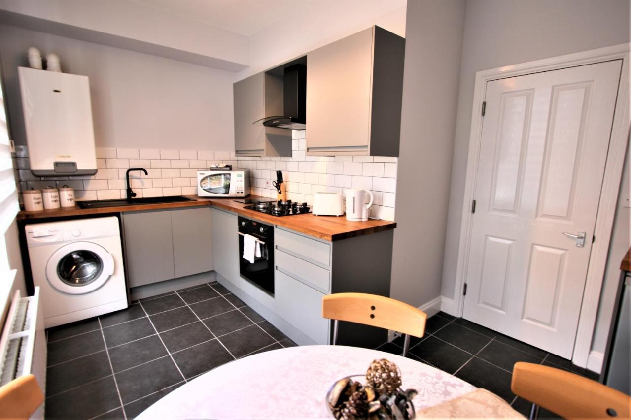 Apartment Nelson By The Docks Serviced By Roomsbooked *