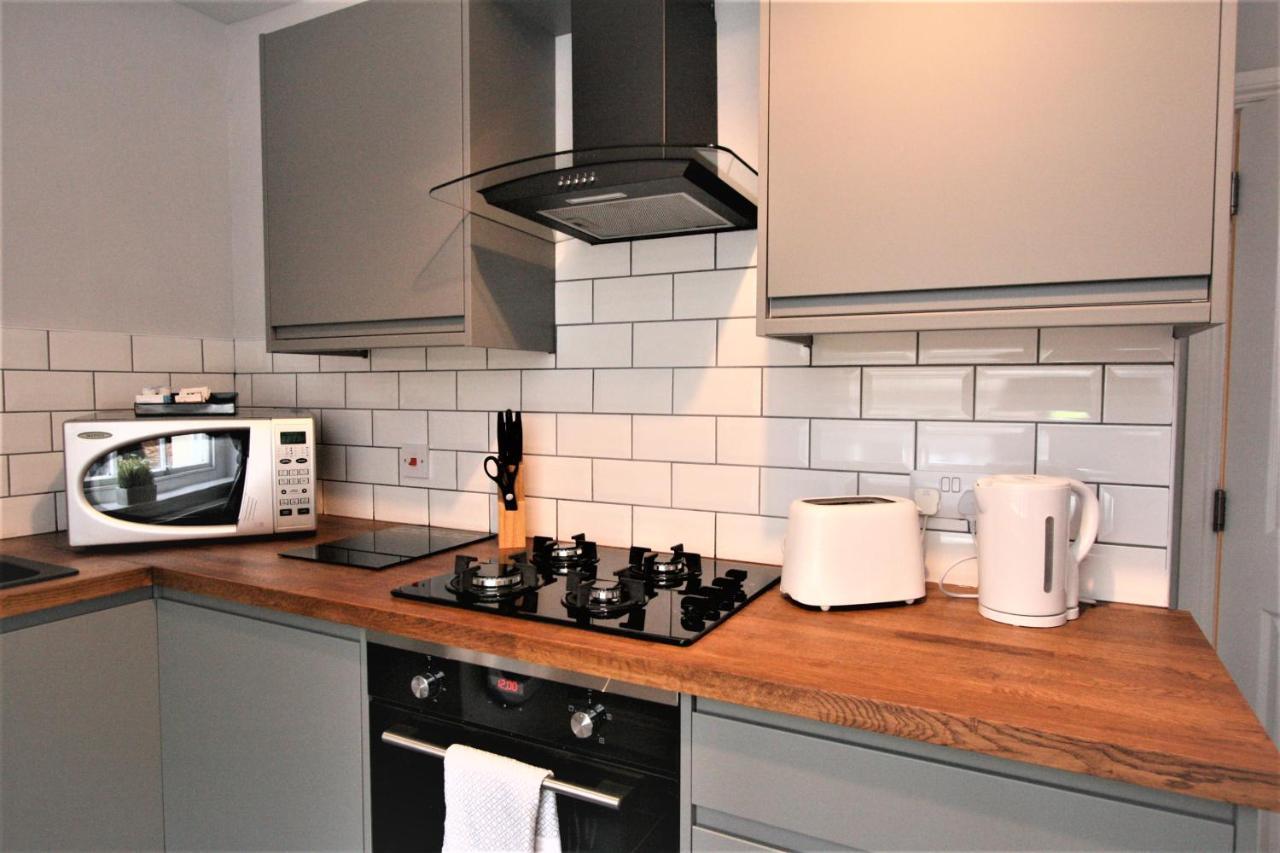 Nelson By The Docks Serviced By Roomsbooked Gloucester