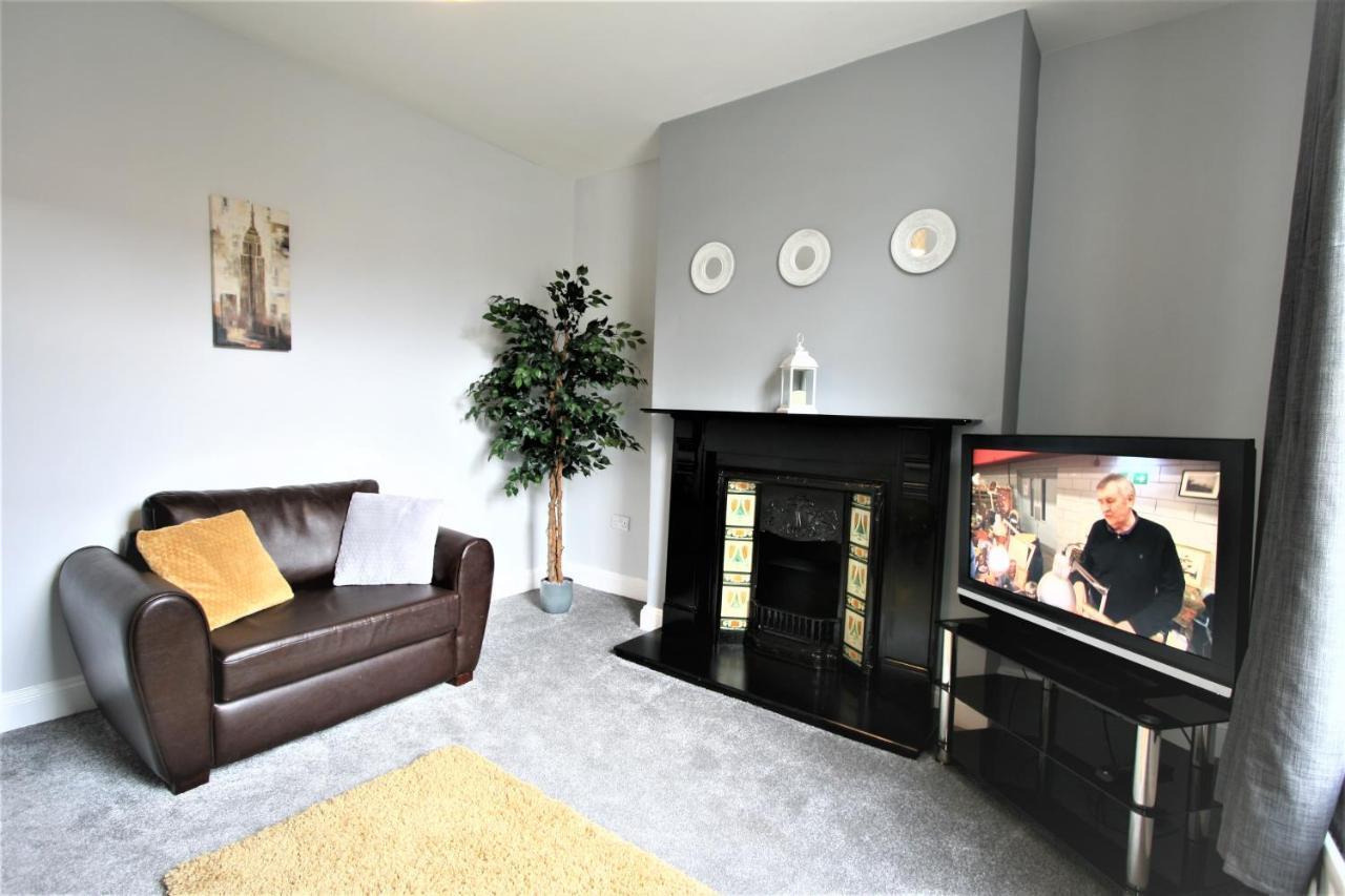 Apartment Nelson By The Docks Serviced By Roomsbooked *