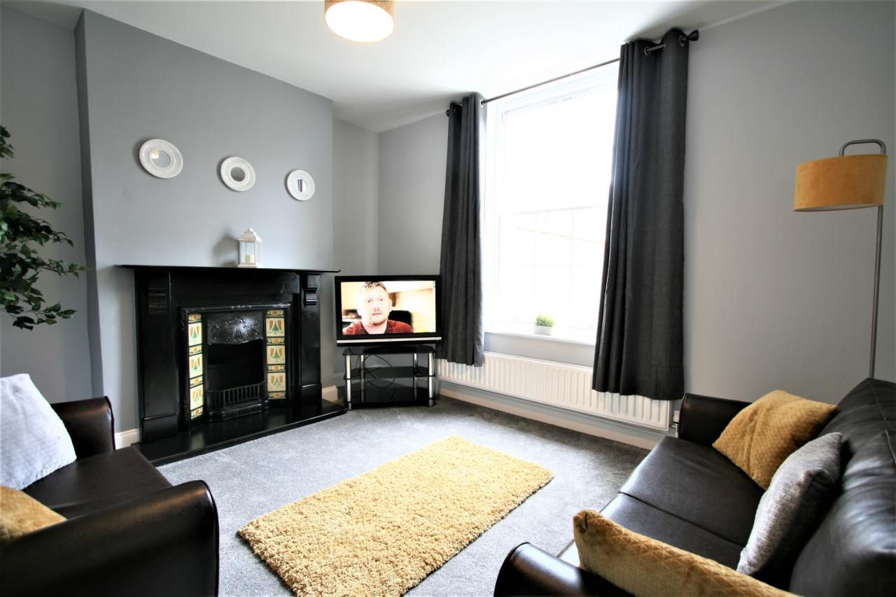 Nelson By The Docks Serviced By Roomsbooked