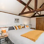 Grove Cottage