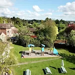The Ship Inn - Self Catering Accommodation