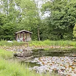 Meadow Lodge Berrys Place Farm
