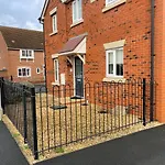 Stunning Large Detached Gloucester, 4 Beds, 3 Bedroom, 2 Bathroom Property, Nr Chelt, The Docks And Quays Sleeps 6