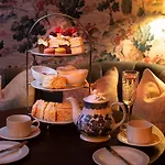 Hatherley Manor Hotel & Spa