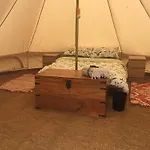 Green Fields Glamping