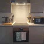 Central Gloucester Apartment - Cosy And Modern