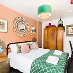 Printworks Building City Centre Penthouse 5 Bedrooms Sleeps 14
