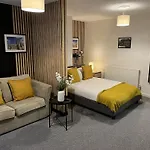The Cozy Apartment
