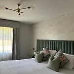 Hatherley Manor Hotel & Spa