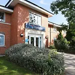 Travelodge Stonehouse