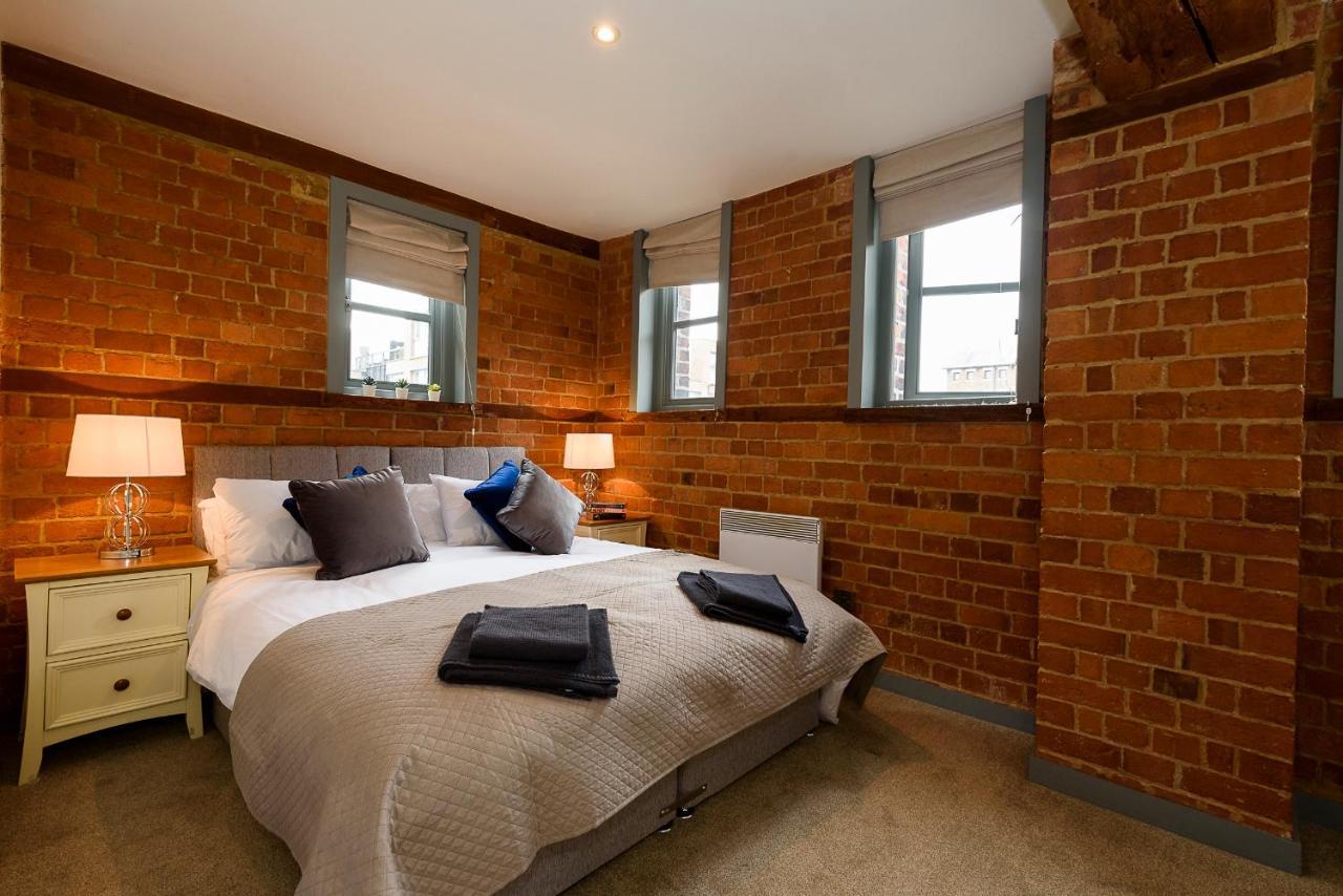 Apartment Fabulous 2 Bedroom, 2 Bathroom Executive Close To Docks Gloucester